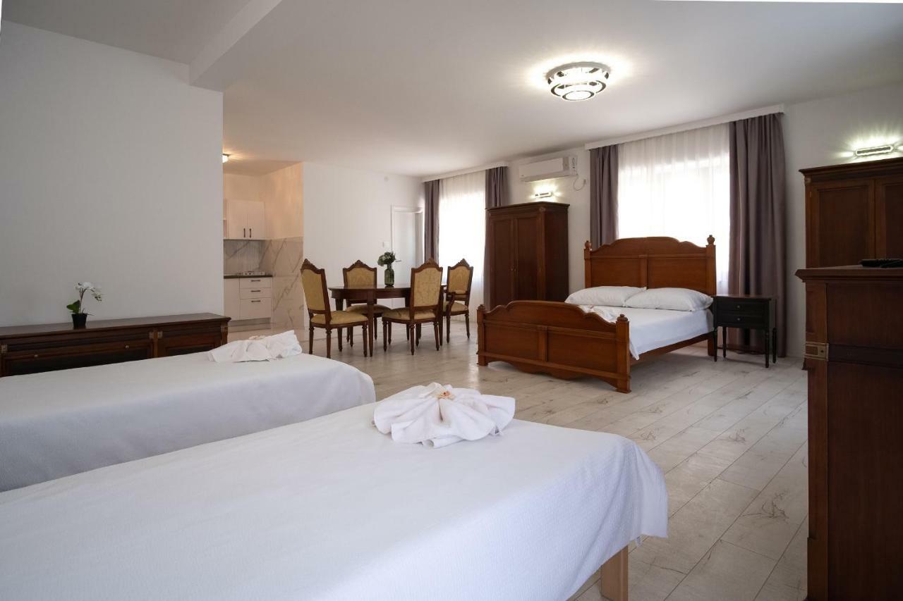 Apartmani Vila Kosa เทรบินเย ภายนอก รูปภาพ