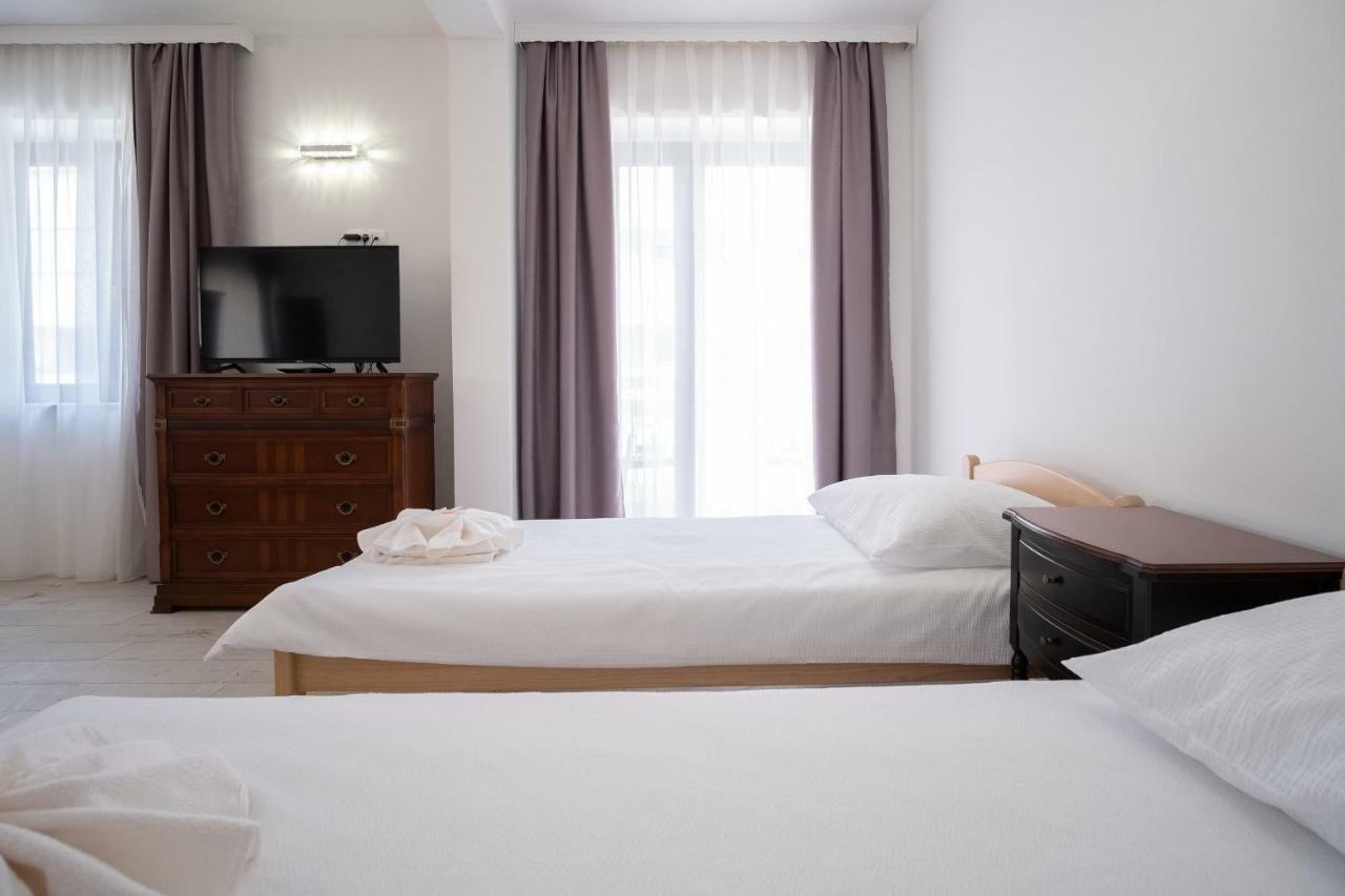 Apartmani Vila Kosa เทรบินเย ภายนอก รูปภาพ