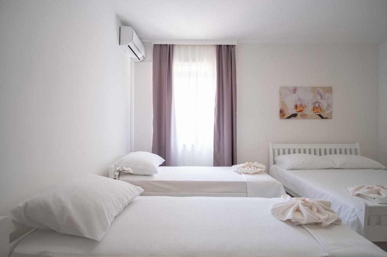 Apartmani Vila Kosa เทรบินเย ภายนอก รูปภาพ
